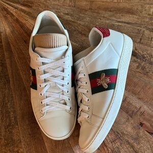 Gucci White Leather Sneakers with Red Accent